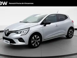 Gris Utilisé 2023 Renault Clio V SE Citadine | 12 990 € (Bon prix)