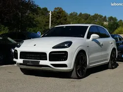 Blanc Utilisé 2020 Porsche Cayenne SUV | 63 990 € (Prix juste)