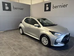 Gris Utilisé 2023 Toyota Yaris | 16 480 €