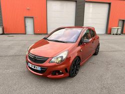 Orange Utilisé 2012 Opel Corsa OPC Citadine | 10 200 €