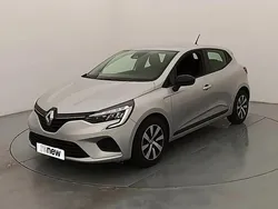 Gris Utilisé 2023 Renault Clio V Equilibre Citadine | 15 799 € (Prix juste)