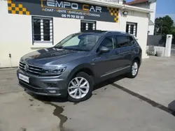 Gris Utilisé 2020 VW Tiguan Allspace SUV | 28 490 € (Prix juste)