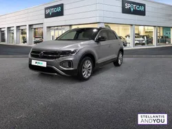 Gris Utilisé 2022 VW T-Roc Style SUV | 24 990 € (Prix juste)