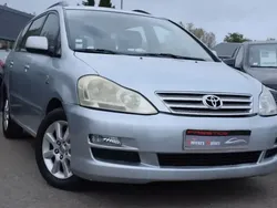 Gris Utilisé 2004 Toyota Avensis Verso Monospace | 5 400 €