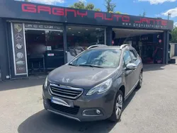 Gris Utilisé 2015 Peugeot 2008 Style SUV | 5 490 € (Prix juste)