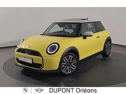Jaune Utilisé 2024 Mini Cooper Classic Citadine | 28 795 € (Prix juste)
