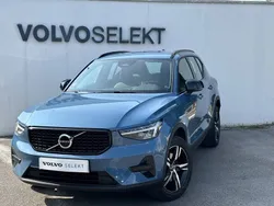 Bleu Utilisé 2024 Volvo XC40 Plus SUV | 37 900 € (Bon prix)