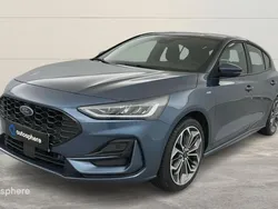 Rouge Utilisé 2023 Ford Focus ST-Line X Berline | 21 799 € (Prix assez cher)