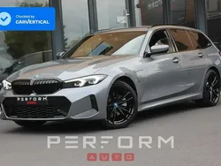 Gris Utilisé 2023 BMW 330e M Sport Break | 34 500 € (Bon prix)