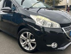 Noir Utilisé 2012 Peugeot 208 Citadine | 5 990 €