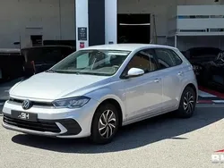 Gris Utilisé 2023 VW Polo Life Citadine | 18 890 € (Prix juste)