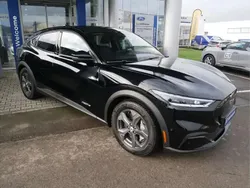 Noir Utilisé 2021 Ford Mustang Mach-E Standard Range SUV | 33 900 €