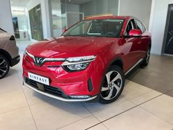 Rouge Nouvelle 2024 VinFast VF 8 Eco SUV | 47 690 €