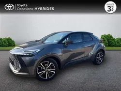 Utilisé 2024 Toyota C-HR SUV | 31 990 € (Prix juste)