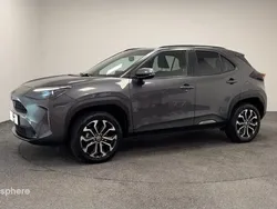 Gris Utilisé 2023 Toyota Yaris Cross Design SUV | 24 999 € (Prix juste)