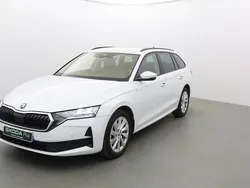 Blanc Utilisé 2024 Skoda Octavia Break | 31 490 € (Bon prix)