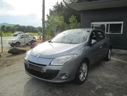 Bleu Utilisé 2009 Renault Mégane III Dynamique Berline | 8 500 € (Prix assez cher)