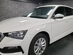 Blanc Utilisé 2024 Skoda Scala Ambition Citadine | 17 990 € (Bon prix)