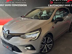 Gris Utilisé 2020 Renault Clio V Initiale Paris Citadine | 16 990 € (Prix assez cher)