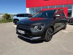 Gris Utilisé 2025 Kia Niro Active SUV | 31 890 € (Prix juste)