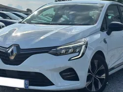 Utilisé 2021 Renault Clio V LIMITED Citadine | 11 990 € (Bon prix)