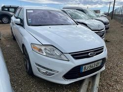 Blanc Utilisé 2011 Ford Mondeo Titanium Berline | 1 790 €
