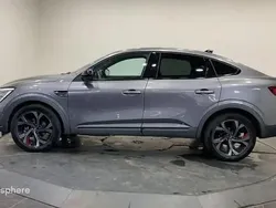 Gris Utilisé 2022 Renault Arkana RS Line SUV | 22 799 € (Prix juste)