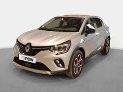 Gris Utilisé 2024 Renault Captur Techno SUV | 19 490 € (Prix juste)