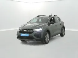 Gris Utilisé 2023 Dacia Sandero Essentiel Citadine | 14 290 € (Prix juste)