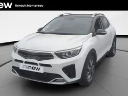 Blanc Utilisé 2022 Kia Stonic GT-Line SUV | 15 990 € (Prix juste)