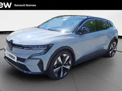 Noir Utilisé 2023 Renault Mégane Techno SUV | 29 995 € (Prix juste)