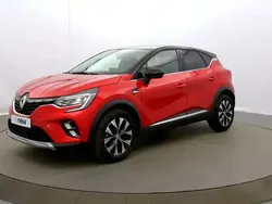 Rouge Utilisé 2024 Renault Captur Techno SUV | 20 490 € (Prix juste)