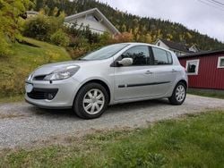 Utilisé 2006 Renault Clio II Authentique Berline | 1 500 € (Super prix)