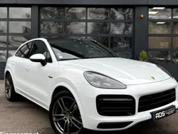 Utilisé 2021 Porsche Cayenne SUV | 79 990 € (Prix juste)
