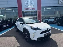 Utilisé 2022 Toyota Yaris Hybrid Design | 20 990 € (Prix juste)