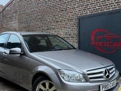 Beige Utilisé 2009 Mercedes C200 Berline | 8 990 € (Bon prix)
