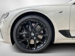 Utilisé 2023 Bentley Continental GT Coupé | 275 000 €