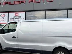 Gris Utilisé 2016 Renault Trafic Van | 10 400 €
