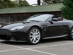 Brun Utilisé 2012 Aston Martin V8 Vantage Cabriolet | 73 900 €