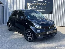 Noir Utilisé 2020 Smart ForFour Electric Drive Prime Berline | 9 990 € (Prix juste)