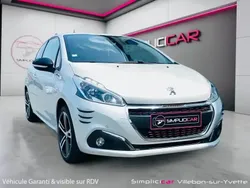 Blanc Utilisé 2015 Peugeot 208 GT-line Citadine | 7 490 € (Prix juste)