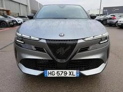 Gris arese métallisée/toit noir Occasion 2025 Alfa Romeo Junior Premium SUV | 33 499 € (Prix juste)