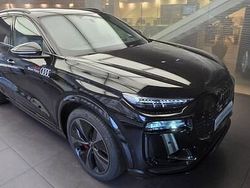 Noir mythic métallisé Utilisé 2025 Audi SQ6 e-tron Ambition SUV | 97 770 € (Prix assez cher)