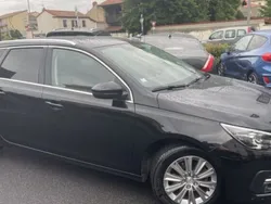 Utilisé 2021 Peugeot 308 Allure Break | 13 890 € (Bon prix)