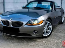 Gris Utilisé 2004 BMW Z4 Sport Line Cabriolet | 10 900 €