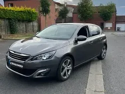 Utilisé 2016 Peugeot 308 Allure Berline | 7 999 € (Prix assez cher)