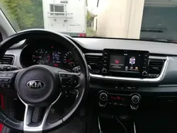 Rouge Utilisé 2018 Kia Stonic Launch Edition SUV | 7 500 €