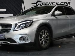 Gris Utilisé 2019 Mercedes GLA200 Business SUV | 22 480 €