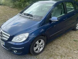 Utilisé 2009 Mercedes B200 Monospace | 7 990 €