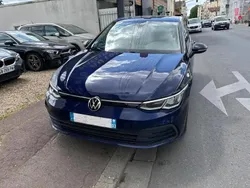 Bleu Utilisé 2021 VW Golf VIII Life Berline | 15 900 € (Prix assez cher)